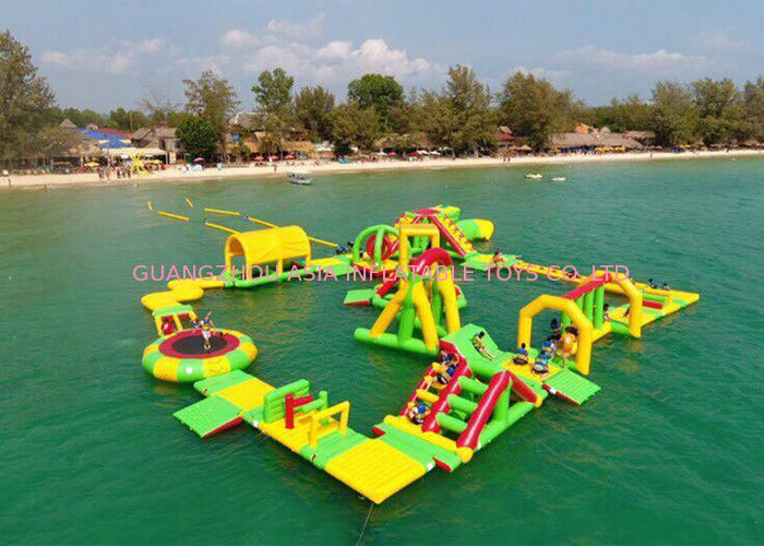 0.9mm Pvc Tarpaulin Giant Inflatable Water Park Playground Game Toys